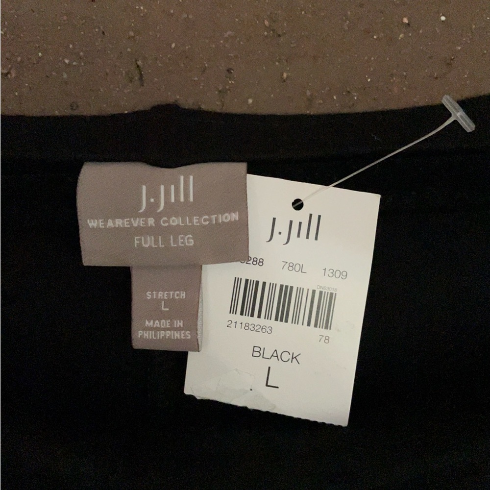Womens black pants never worn